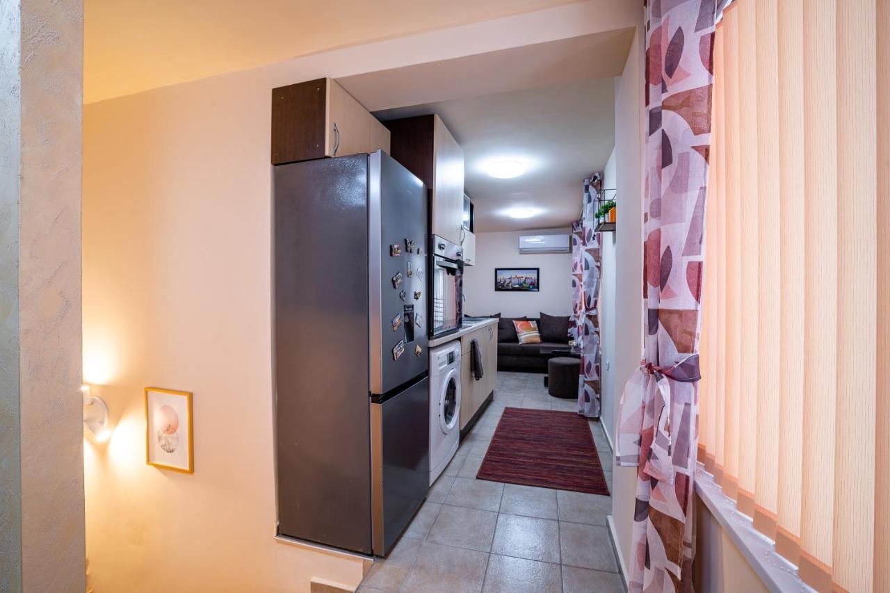Abstract Apartment Varna Extérieur photo
